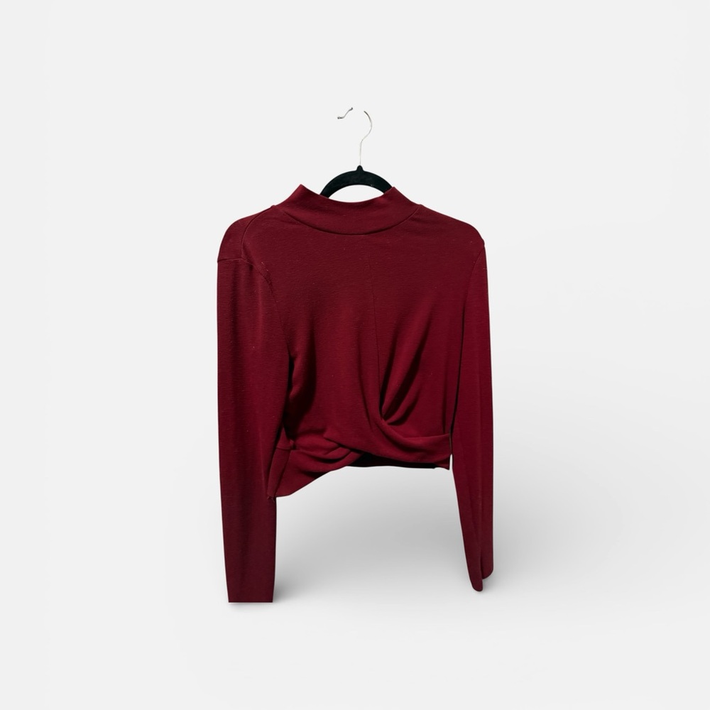 ✨3 for $25✨ Long Sleeve Women's Crop Top